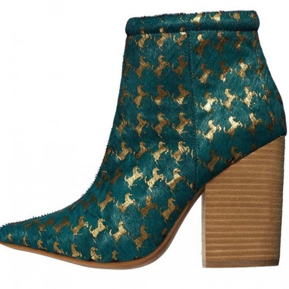 ISO Jeffrey Campbell Truly F bootie amazing pony hair pointed toe, gold horses